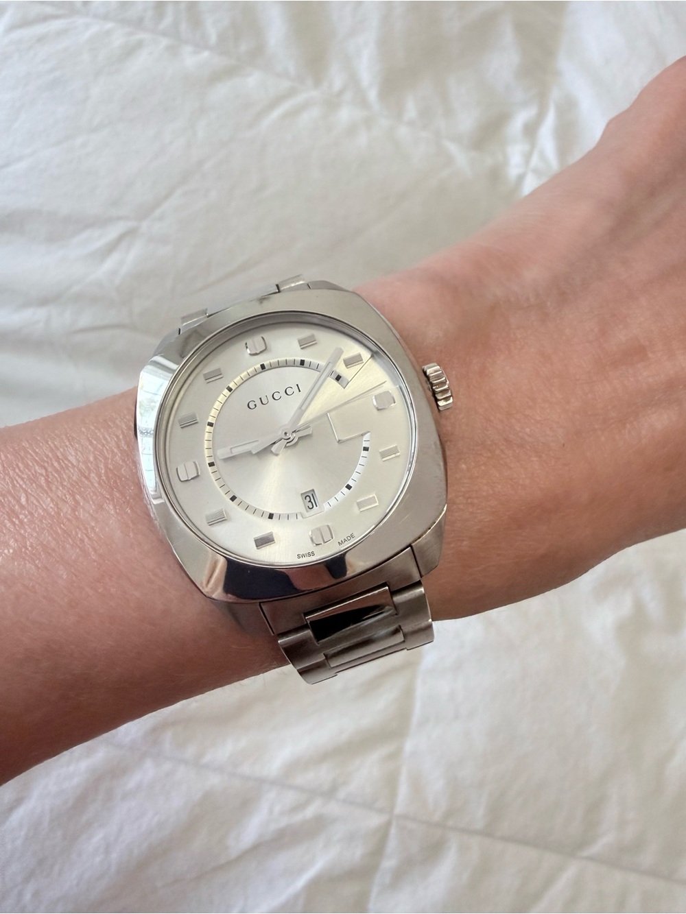 Gucci | Men’s Unisex | GG2570 YA142308 Stainless Steel Silver Watch | Full Set - Picture 9 of 13